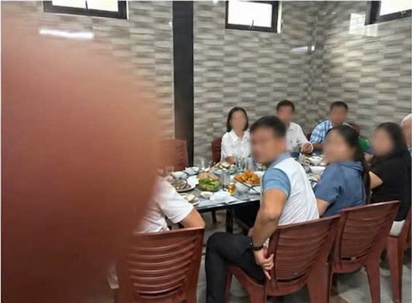 Thông tin mới vụ bí thư xã bị phản ánh ‘tụ tập ăn uống, sử dụng rượu bia trong giờ hành chính