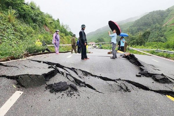 Thông tuyến các trục quốc lộ qua Lạng Sơn, Cao Bằng bị chia cắt