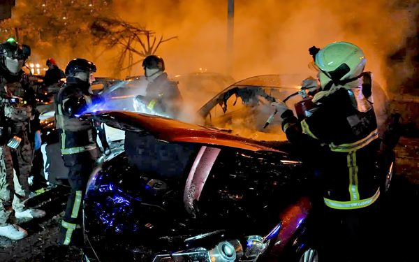 Thủ đô Ukraine rung chuyển vì tên lửa đạn đạo, Nga lên tiếng