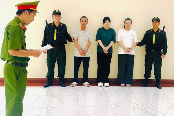 Thủ đoạn 'biến' thiết bị Trung Quốc thành hàng Canada để trúng thầu 89 tỷ đồng