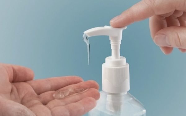 Thu hồi 2 lô dung dịch vệ sinh phụ nữ bị cơ quan công an xác định là hàng giả