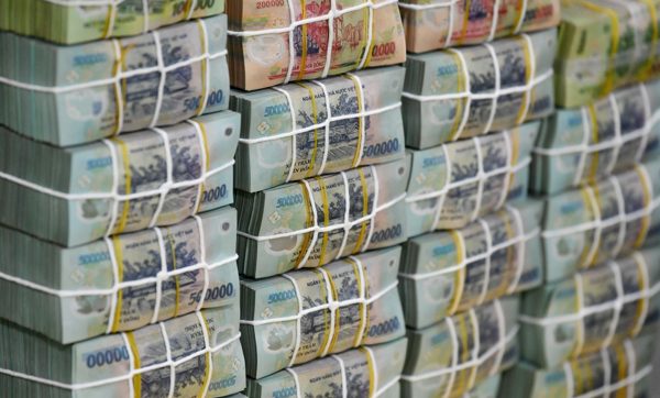 Thu ngân sách vượt 2 triệu tỷ đồng