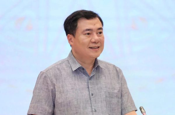 Thứ trưởng Bộ Công Thương Nguyễn Sinh Nhật Tân làm Phó Bí thư Thành ủy TPHCM