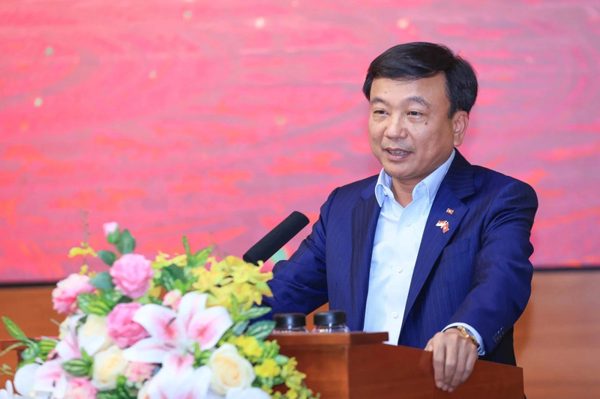 Thứ trưởng Bộ Xây dựng Nguyễn Danh Huy giữ chức Phó Chủ nhiệm Văn phòng Chính phủ