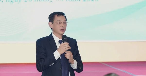 Thứ trưởng y tế người bị bắt, người thôi chức, 4 thứ trưởng còn lại 'gánh' việc ra sao?