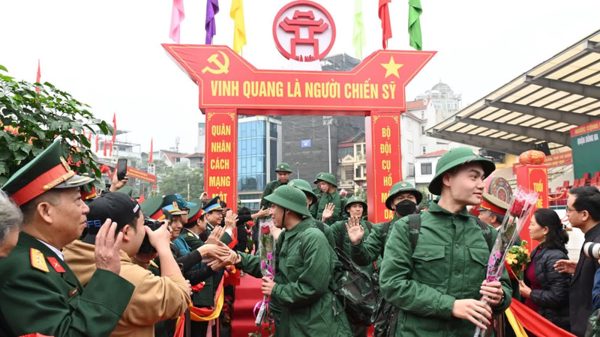 Thủ tục tạm hoãn nghĩa vụ quân sự khi công dân đi du học