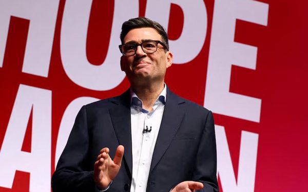 Thủ tướng Andy Burnham cân nhắc khả năng Anh quay lại EU