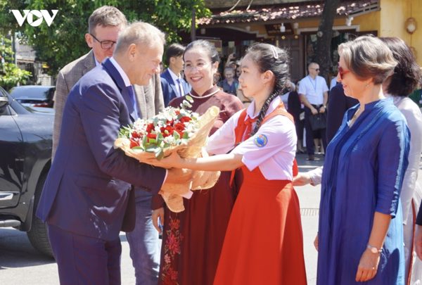 Thủ tướng Ba Lan thăm phố cổ Hội An