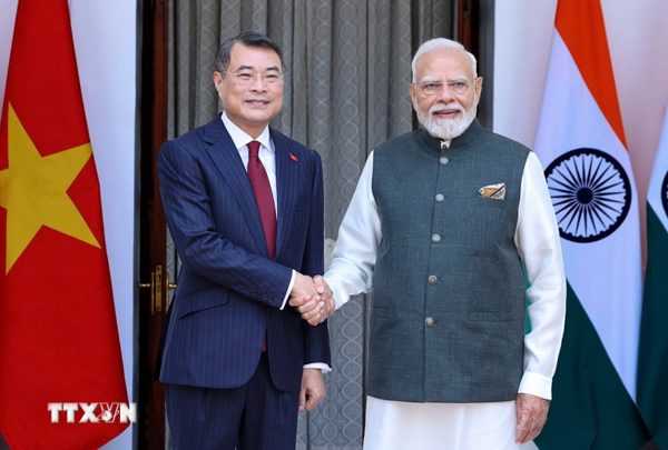 Thủ tướng Chính phủ Lê Minh Hưng hội đàm với Thủ tướng Ấn Độ Narendra Modi