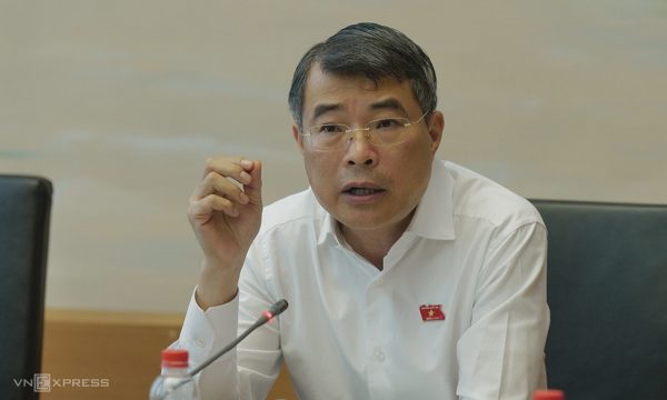 Thủ tướng: Giá đất cao gây hệ lụy rất lớn với phát triển kinh tế