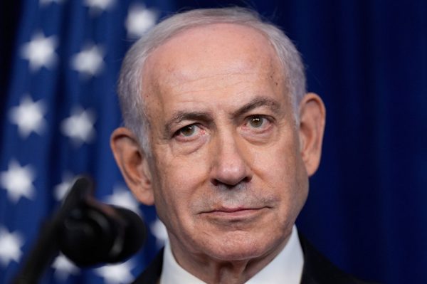 Thủ tướng Israel bí mật sang UAE giữa nghi vấn được báo trước về cuộc tấn công của Hamas