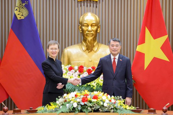 Thủ tướng khuyến khích doanh nghiệp Liechtenstein đầu tư vào Việt Nam
