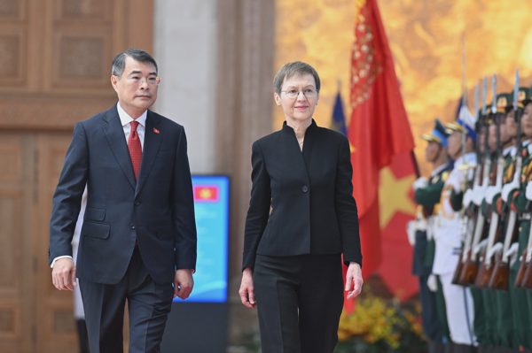 Thủ tướng Lê Minh Hưng chủ trì lễ đón Thủ tướng Liechtenstein thăm Việt Nam