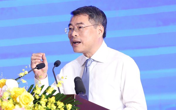 Thủ tướng Lê Minh Hưng đối thoại với thanh niên về công nghệ và khởi nghiệp
