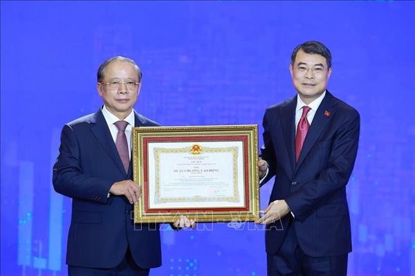 Thủ tướng Lê Minh Hưng dự Lễ kỷ niệm 20 năm thành lập Hiệp hội Doanh nghiệp nhỏ và vừa Việt Nam