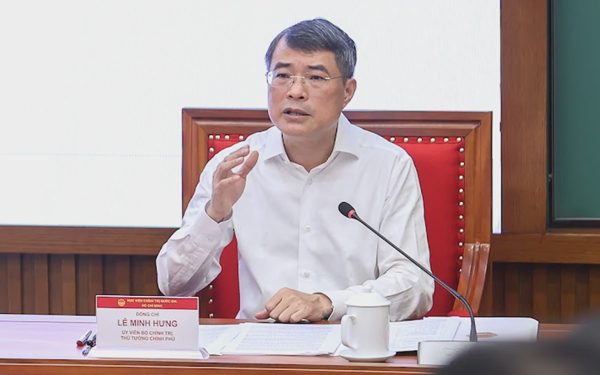 Thủ tướng Lê Minh Hưng giảng bài, cập nhật kiến thức cho gần 100 Ủy viên Trung ương