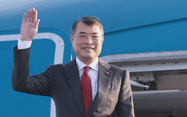 Thủ tướng Lê Minh Hưng lên đường dự Hội nghị thượng đỉnh BRICS tại Ấn Độ