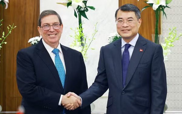 Thủ tướng Lê Minh Hưng: Việt Nam sẵn sàng làm hết sức mình trong khả năng để hỗ trợ Cuba