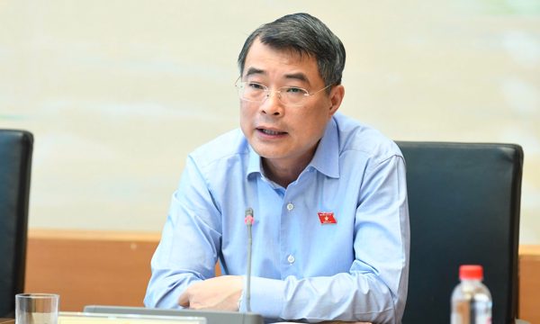 Thủ tướng nêu rõ đầu mối quản lý an toàn thực phẩm từ Bộ Y tế đến cấp xã