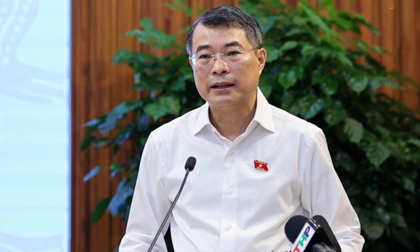 Thủ tướng: Nhà nước bảo đảm chỗ ở cho người dân với giá phù hợp
