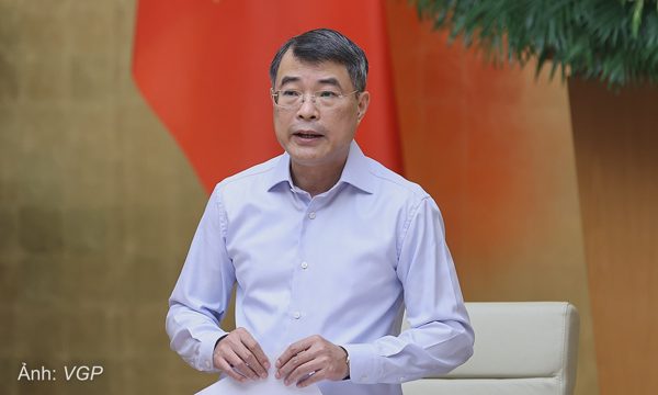 Thủ tướng yêu cầu cập nhật kịch bản tăng trưởng theo từng tháng, quý