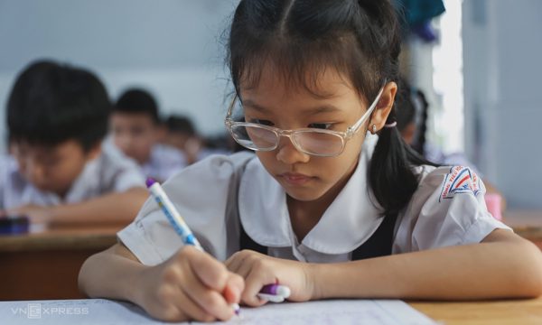 Thủ tướng yêu cầu sớm giảm tải chương trình giáo dục phổ thông
