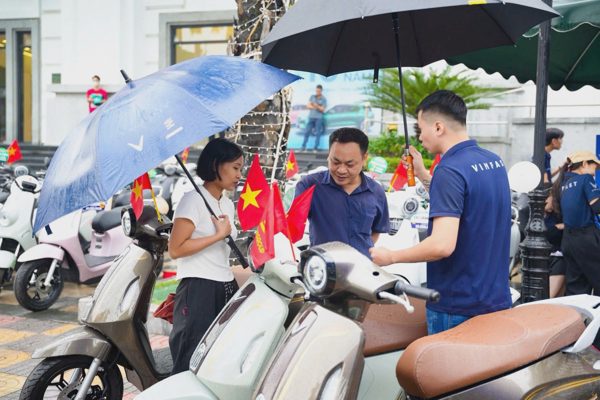 “Thu xăng - Đổi điện” cùng VinFast tại Hưng Yên