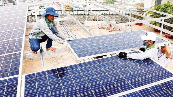 Thúc đẩy chuyển dịch sang năng lượng xanh