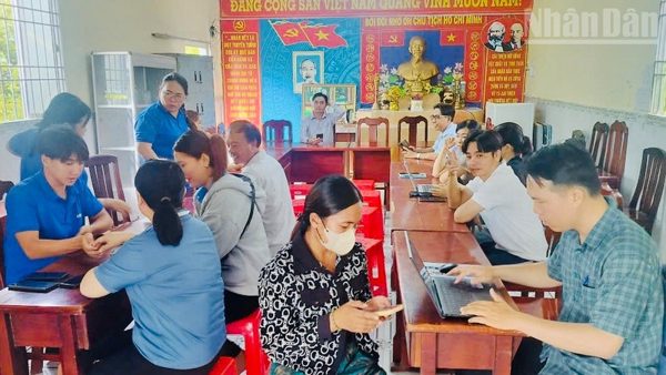 Thúc đẩy chuyển đổi số ở xã đông đồng bào dân tộc Khmer
