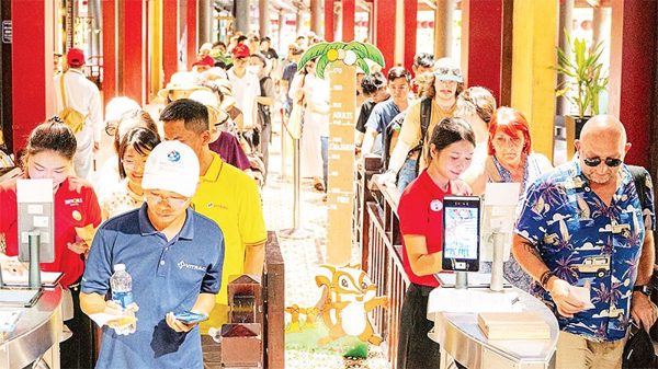 Thúc đẩy chuyển đổi số, phát triển du lịch xanh