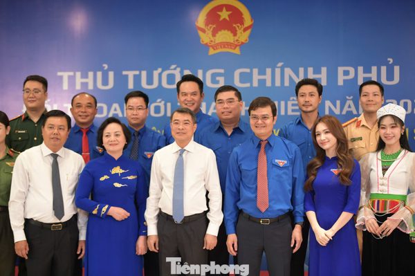 Thúc đẩy cơ chế đặt hàng và trọng dụng nhân tài