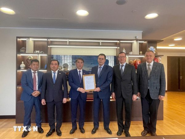 Thúc đẩy hợp tác toàn diện, thực chất giữa thủ đô Hà Nội với các địa phương Nga