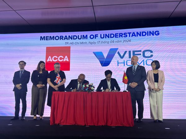 Thúc đẩy phát triển nguồn nhân lực tài chính quốc tế