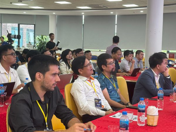 Thúc đẩy ứng dụng phần mềm nguồn mở để làm chủ công nghệ