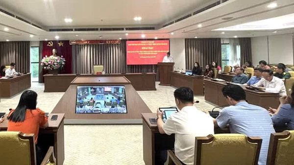 Thục hiện dân chủ ở cơ sở trên không gian mạng