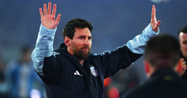 Thực hư tin đồn Messi được mời trao giải Quả bóng vàng 2026: Làm gì có chuyện đó!