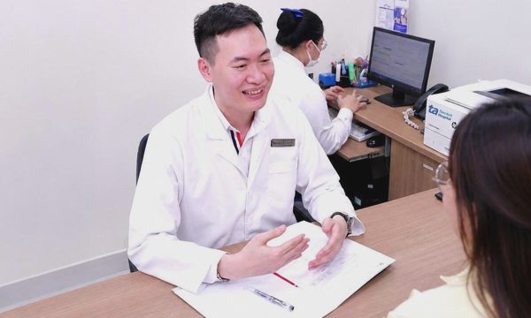Thuốc lá điện tử hại sức khỏe thế nào