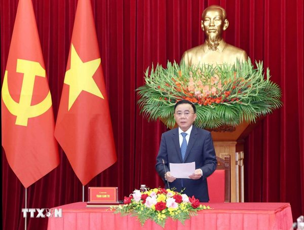 Thường trực Ban Bí thư Trần Cẩm Tú tiếp Đoàn cán bộ cấp cao Đảng Nhân dân Cách mạng Lào