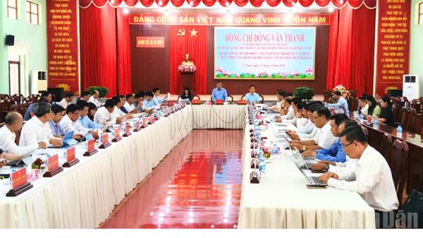 Thường trực Thành ủy Cần Thơ làm việc với các địa phương về nhiệm vụ cuối năm 2026