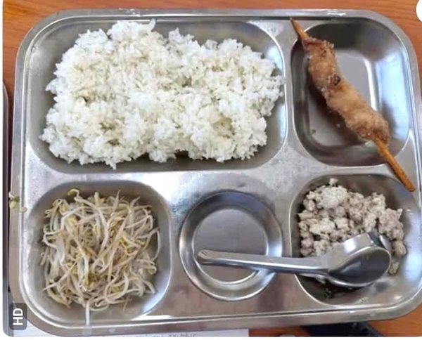 Thường trực Thành ủy Hà Nội chỉ đạo “nóng” về bữa ăn bán trú cho học sinh