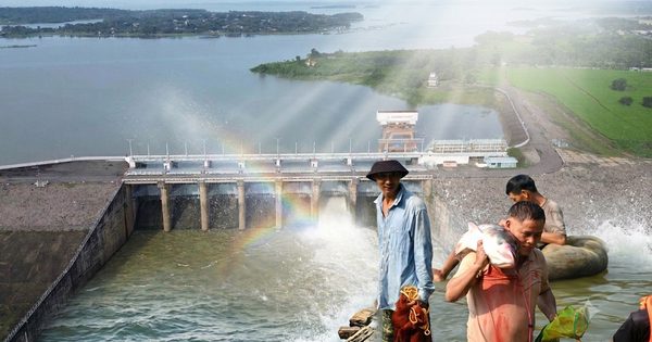 Thủy điện lớn nhất miền Nam giảm xả lũ, ngày hội bắt cá cận kề