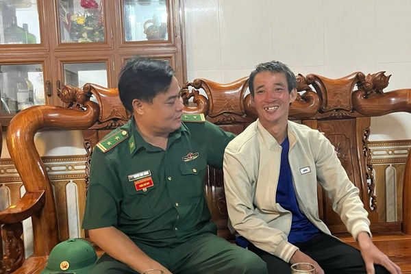 Thuyền trưởng Quảng Trị kể 8 giờ bơi giữa biển giành sự sống