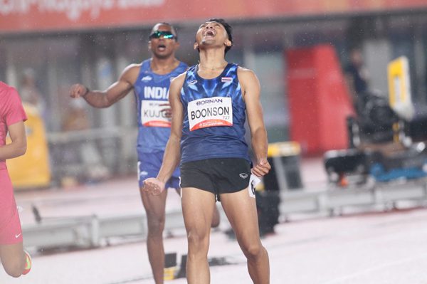 'Tia chớp Thái Lan' Puripol Boonson khuấy đảo Asiad với cú đúp HCV và hàng loạt kỷ lục mới