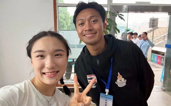 'Tia chớp' Thái Lan và 'thần gió' Trung Quốc hẹn hò?