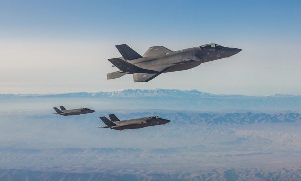Tiêm kích Israel bị nghi áp sát Iran, khiêu khích phòng không khai hỏa