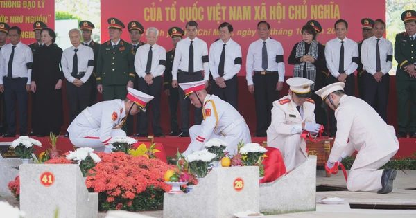 Tiễn đưa các liệt sĩ ở công viên Lê Thị Riêng về nơi an nghỉ
