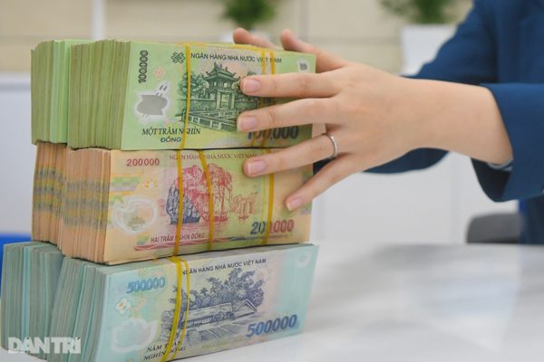 Tiền gửi ngân hàng kỷ lục hơn 11 triệu tỷ đồng: Nơi nào trả lãi suất 9,4%?