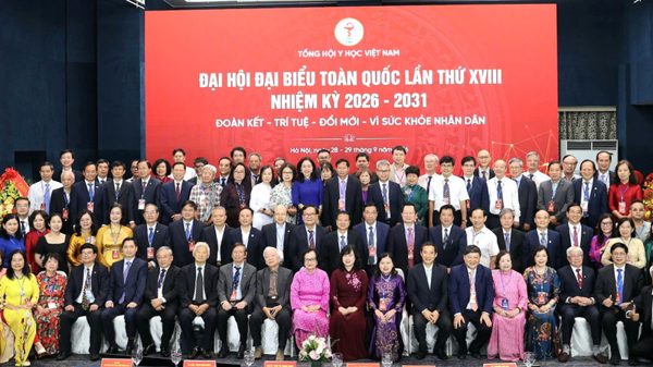 Tiếp nối khát vọng xây dựng nền y học Việt Nam ngày càng hiện đại, khoa học và nhân văn