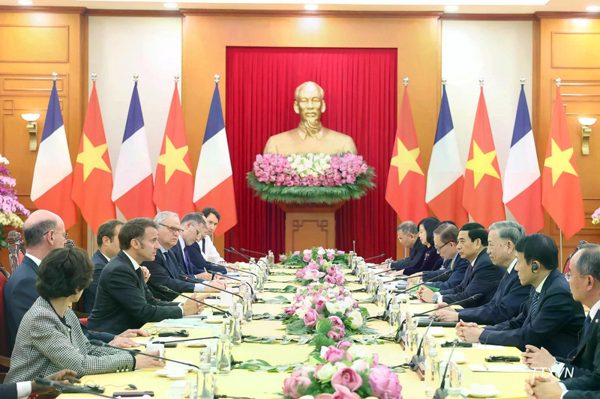 Tiếp thêm động lực mạnh mẽ cho quan hệ Đối tác chiến lược toàn diện Việt Nam-Pháp