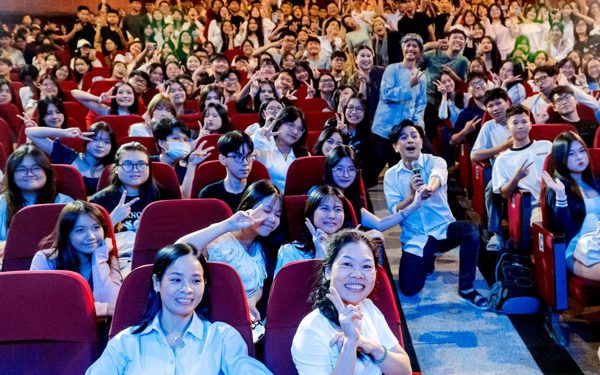 Tiết ngữ văn đặc biệt ở Nhà hát kịch Idecaf